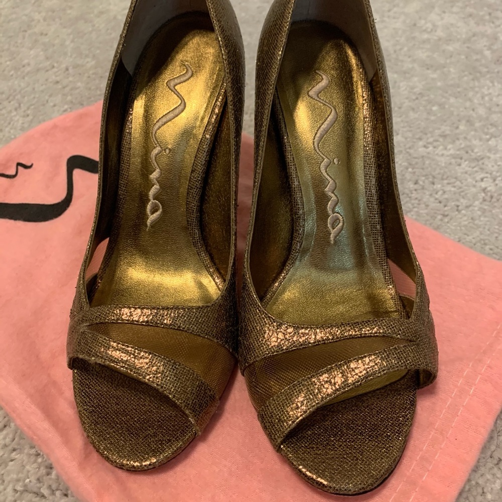 Heels - Picture 5 of 7